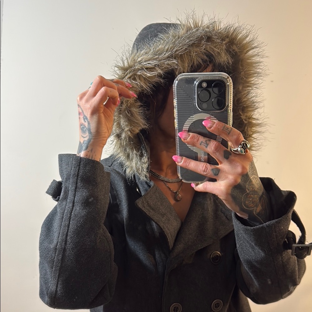 Women's Double-Breasted Gray Jacket with Faux Fur Trim - Picture 4 of 5